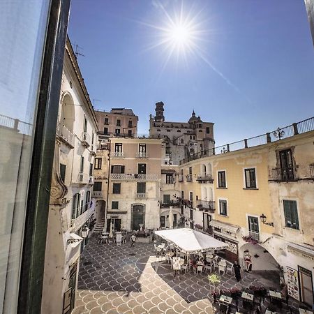 B&B Viacampo6 Atrani Rum bild