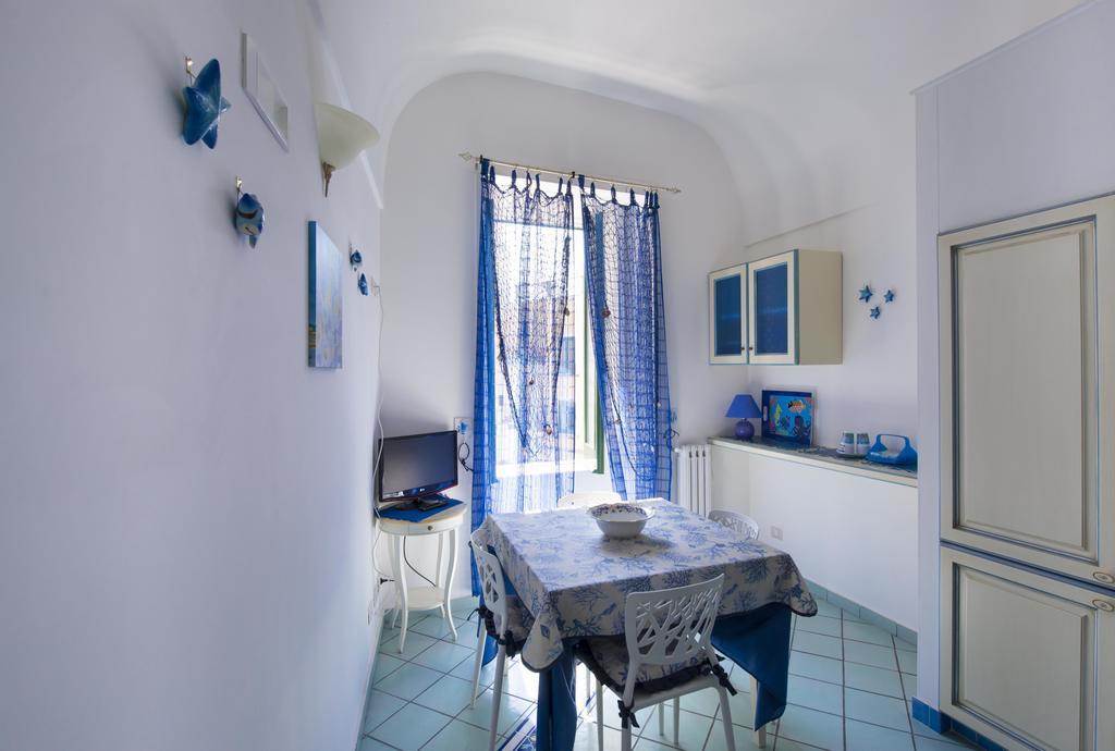 B&B Viacampo6 Atrani Rum bild